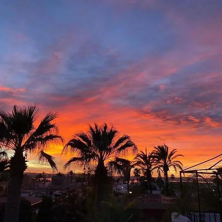 Modern And Airy בית נופש