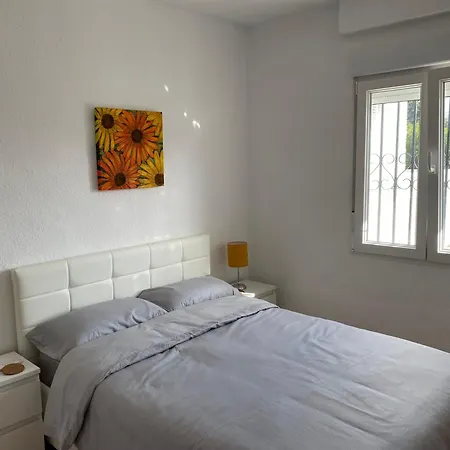 Modern And Airy טורבייחה