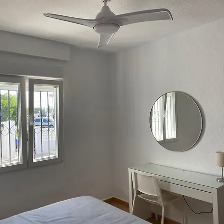 Modern And Airy בית נופש